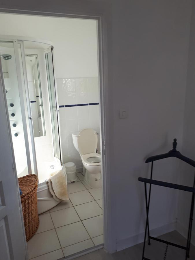 La Medeenne Alairac Buitenkant foto
