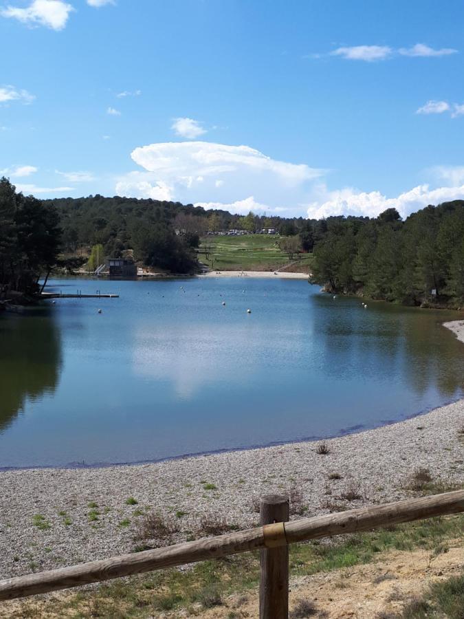 La Medeenne Alairac Buitenkant foto