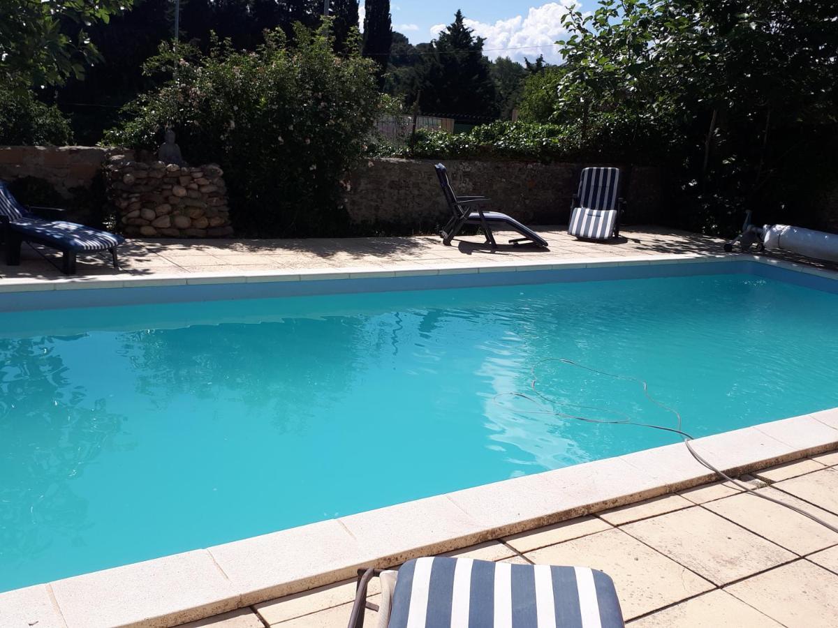 La Medeenne Alairac Buitenkant foto