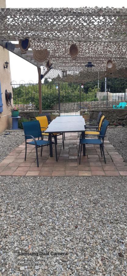 La Medeenne Alairac Buitenkant foto